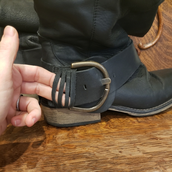 Steve Madden black leather boots - Picture 8 of 13